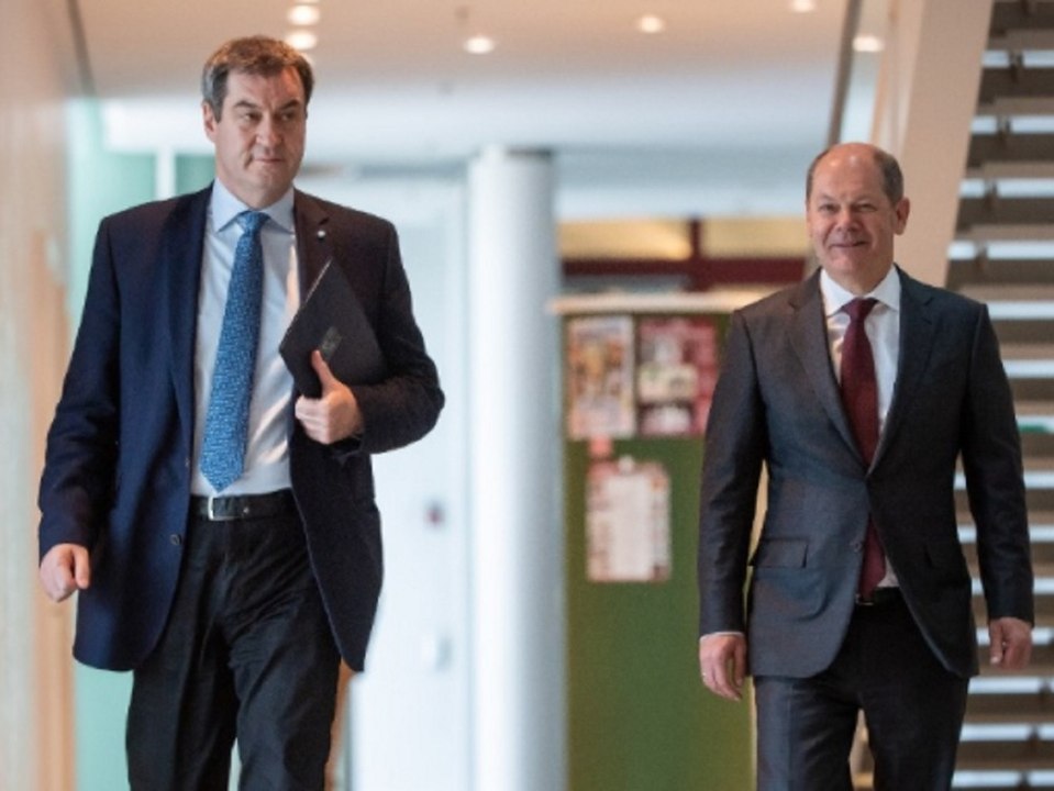 Bei 'Markus Lanz': Scholz kontert Schlumpf-Kritik von Söder