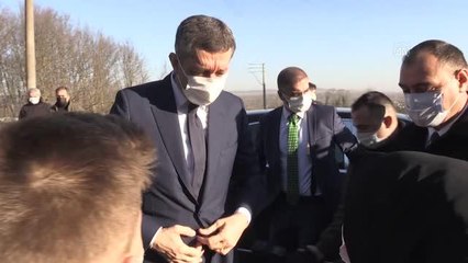 Milli Eğitim Bakanı Ziya Selçuk, Hatice Aslan İlk ve Ortaokulu'nu ziyaret etti