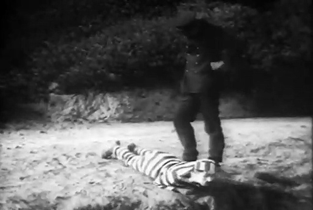 The Adventurer (1917) | Full Movie | Charles Chaplin, Edna Purviance, Eric Campbell