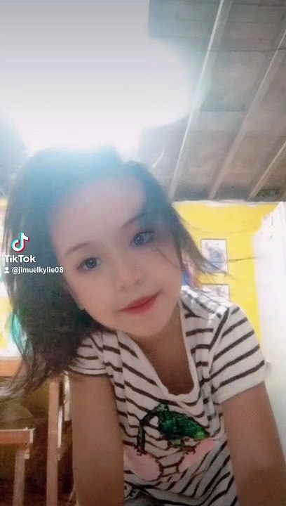 zoe tiktok