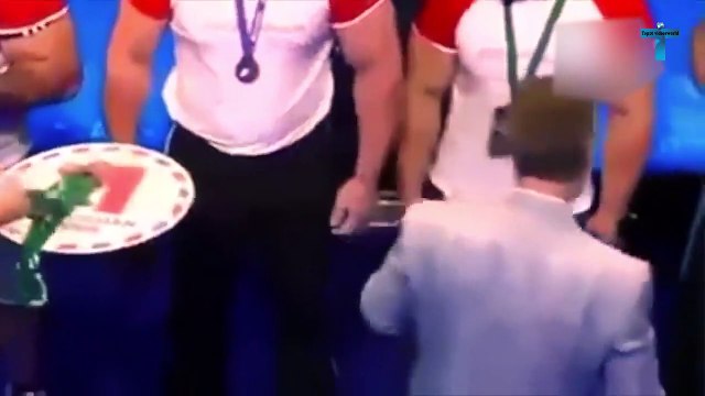 Top 25 Embarrassing And Funniest Moments Between Fighters And Ring Girls