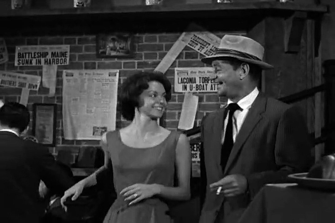 Los Intocables -4x11- The Floyd Gibbons Story (La historia de Floyd Gibbons)