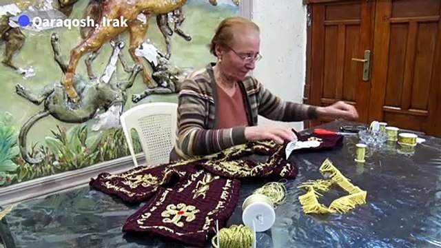 A Qaraqosh, on coud sur l'étole du pape l'histoire des chrétiens d'Irak