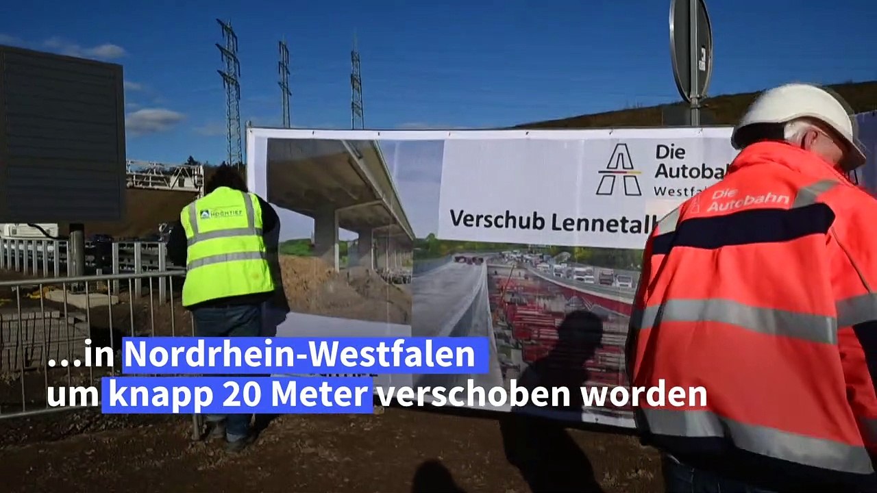 Tausend Meter langer Lennetalbrücke erfolgreich verschoben