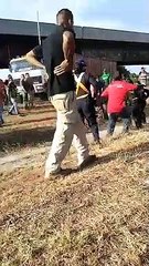 Transportistas cerraron la  ARC en exigencia al suministro de combustible