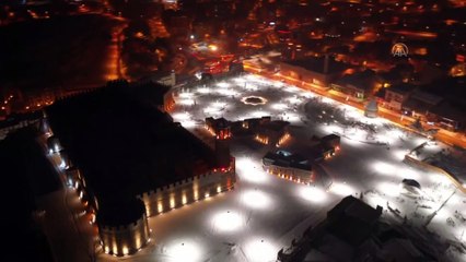 ERZURUM - Vantrilok öğretmen, Anadolu kültürünü 'Erzurum ağzı' ile oynattığı kuklalarla gelecek kuşaklara aktarıyor