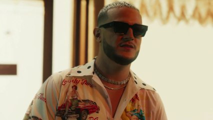 DJ SNAKE ft SELENA GOMEZ " Selfish Love " (Video 2021).