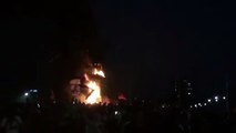 Estatua del general Baquedano fue incendiada tras manifestaciones en Santiago
