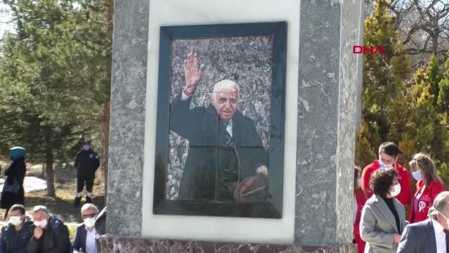 BAYSAL İzzet Baysal, ölümünün 21'inci yıldönümünde anıldı