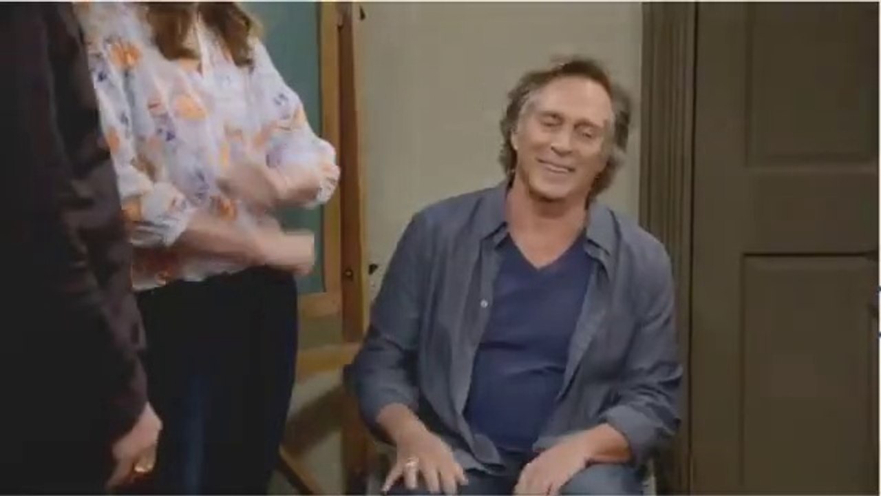 Mom S08E11