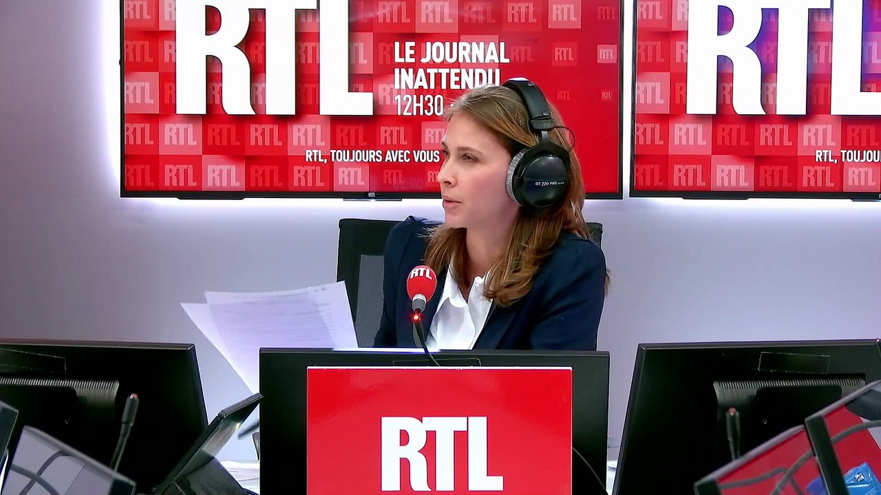 Jeanne Cherhal et Julien Clerc échangent sur la chanson "La jeune fille en feu"
