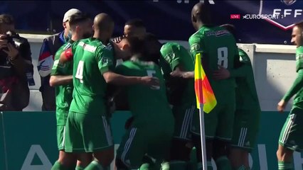 Un enchaînement parfaitement exécuté et Ba donne l’avantage au Red Star