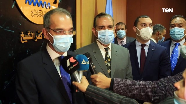 منها 2 مكتب بريد متنقل و40 ماكينة صراف آلي.. أهم قرارات وزير الاتصالات اليوم بكفر الشيخ