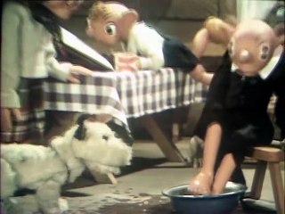 Spejbl És Hurvinek 01 01 Spejbl Úr Fellázad