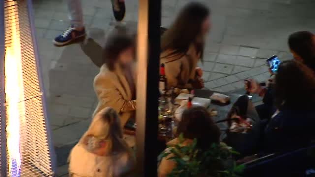 El peligroso 'tardeo' en una céntrica calle de Madrid