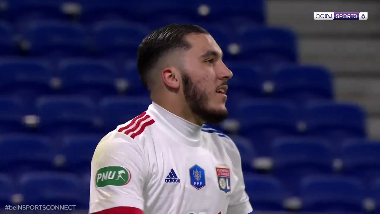 Lyon 5-2 Sochaux: Cherki