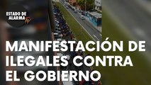 Un millar de ilegales se manifiestan en Tenerife contra el Gobierno de Sánchez