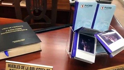 La biblioteca de Rafael Herrera