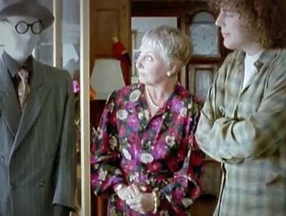 Jonathan Creek S01E02  Jack In A Box  Part 01