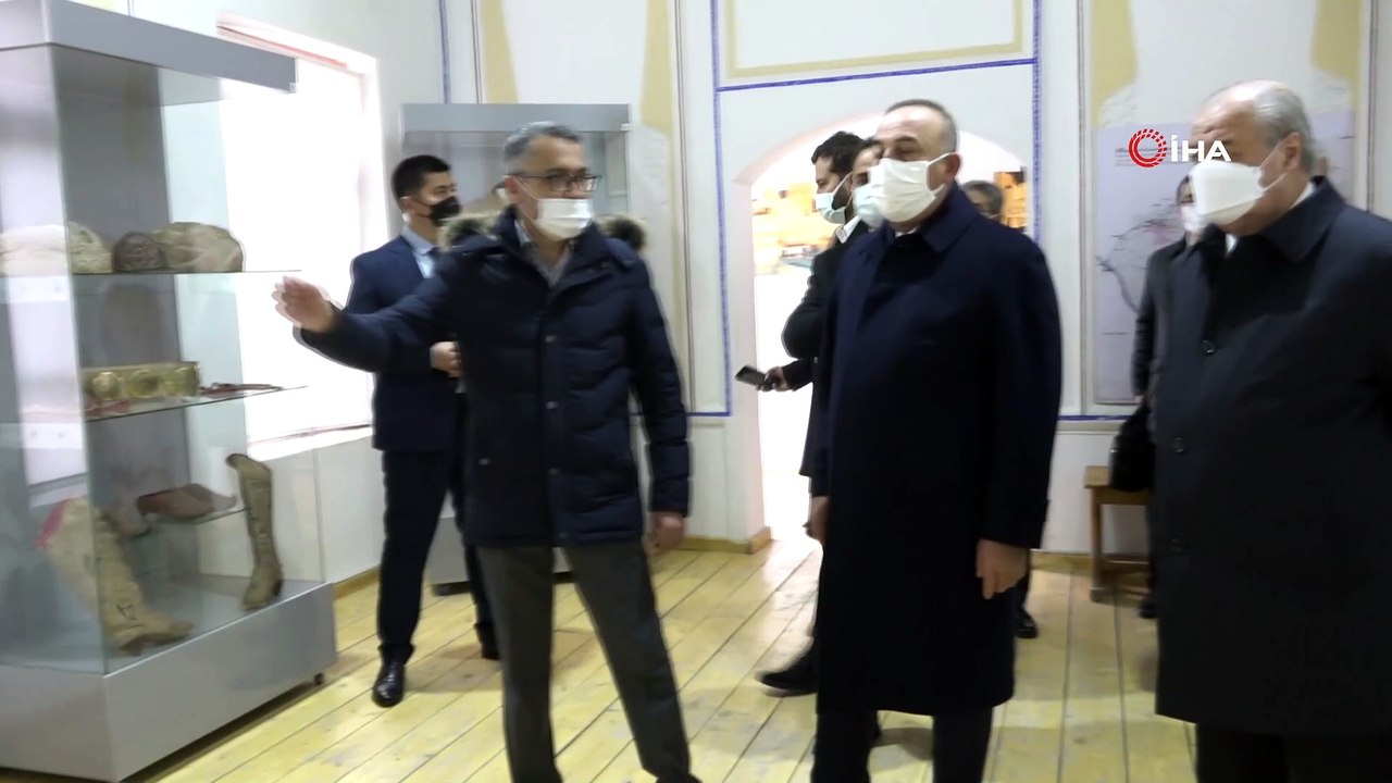 - Bakan Çavuşoğlu, Özbekistan'ın Buhara kentini ziyaret etti