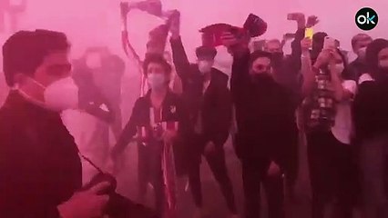 Así han recibido los aficionados del Atleti a su equipo antes del derbi