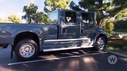 Hockey Wives - Se2 - Ep12 HD Watch