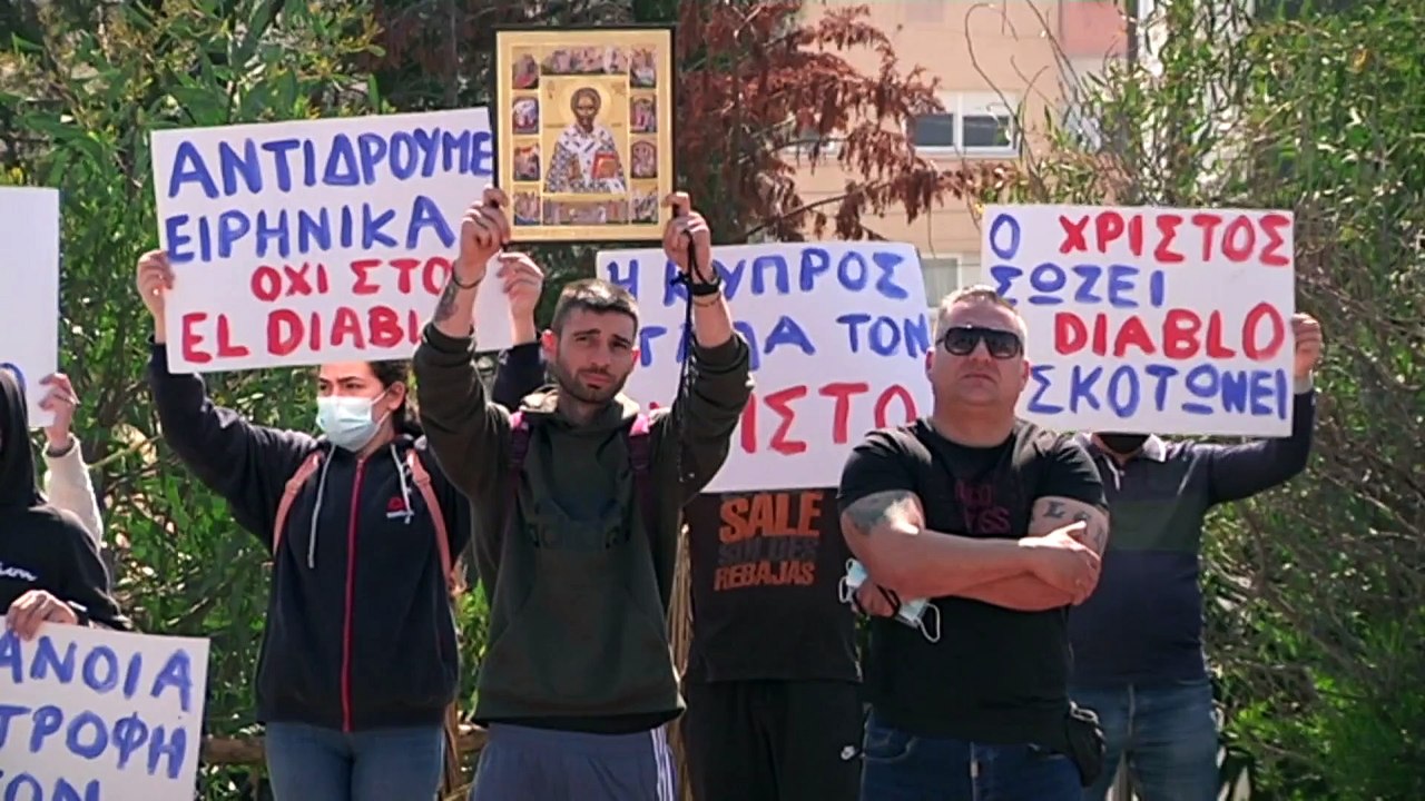 Митинг против "Дъявола" в Никосии