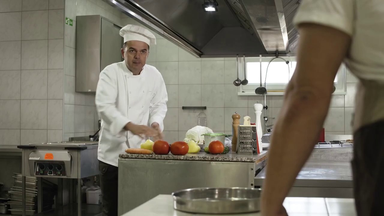 DOBRO JUTRO KOMŠIJA (SEZONA 3) - EPIZODA 1