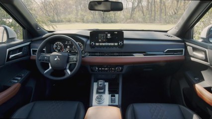 2022 Mitsubishi Outlander Interior Design