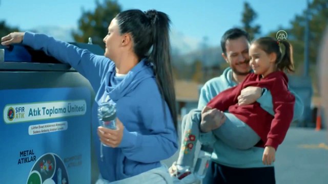 ANKARA - Çevre ve Şehircilik Bakanı Kurum'dan 8 Mart Dünya Kadınlar Günü mesajı