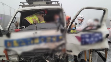 인천 송도에서 화물차·시내버스 충돌해 1명 다쳐 / YTN