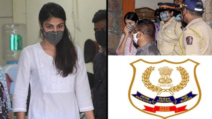 #RheaChakraborty : NCB Files Over 12,000-Page Charge Sheet, Names Rhea Chakraborty | Oneindia Telugu