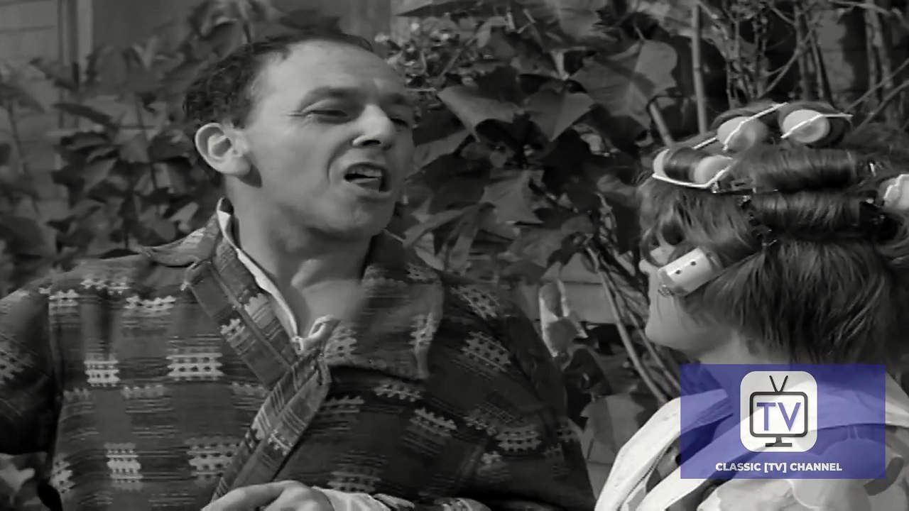 The Beverly Hillbillies - Season 2 - Episode 8 - The Clampetts Are Overdrawn | Buddy Ebsen