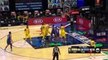 Curry hits ridiculous no-look three-pointer