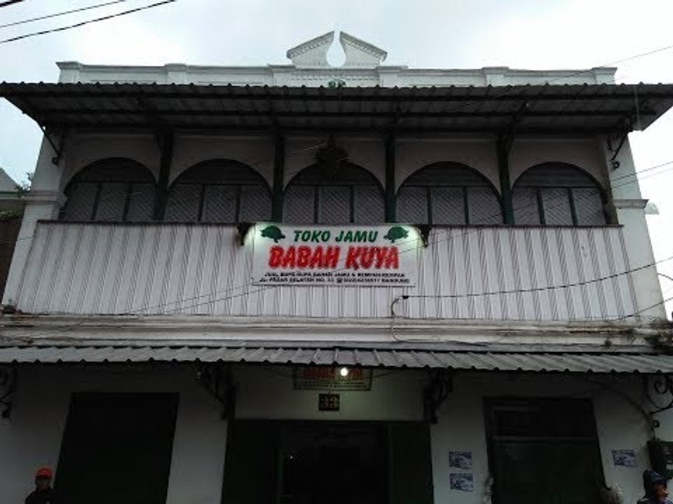 Toko Jamu Legenda "Urang" Bandung