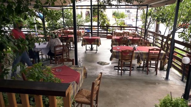 ΠΑΣΚΕΔΙ: Μακριά από τη βιωσιμότητα της εστίασης, τα μέτρα της κυβέρνησης