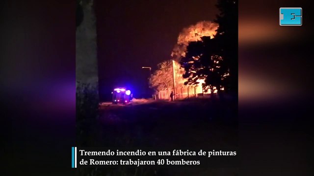 Tremendo incendio en una fábrica de pinturas de Romero