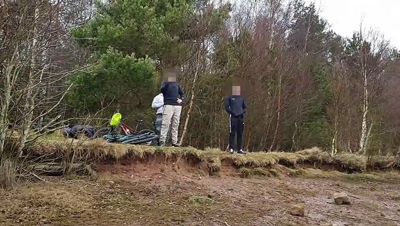Passersby confront two men building prohibited fires