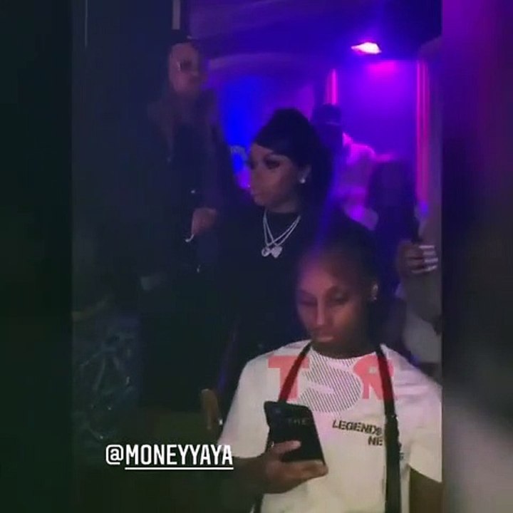 Yaya Mayweather was in the club, watching Jania turn up to Lil Durk and Pooh Shiesty, after dissing "Back In Blood," and fans said she was on the phone calling Kentrell (NBA Youngboy), the DJ, and security