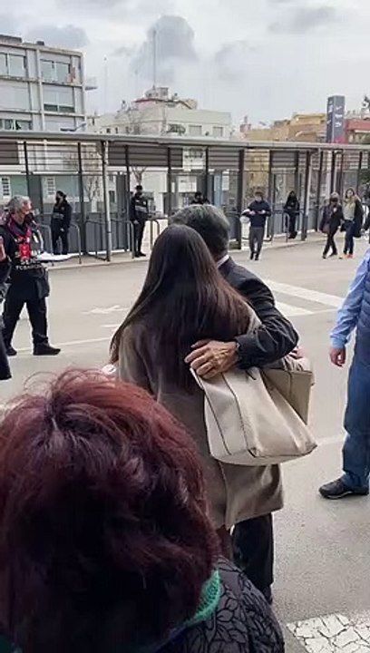 Juan Laporta a una joven: "Cuando tengas 18 años llámame"