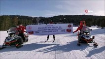 JAK timleri kadınlar için kayaklı gösteri yaptı