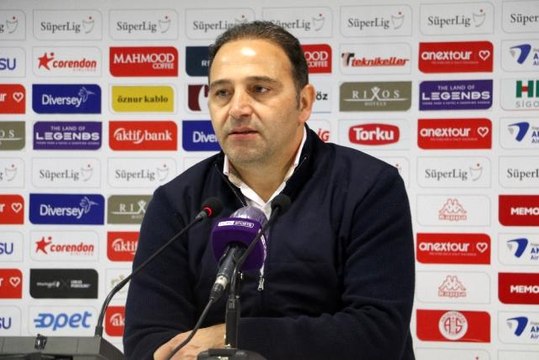 Fuat Çapa: Antalyaspor karşısında bu kadar pozisyon bulan tek takımız