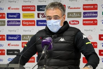 Ersun Yanal: "Ofansif gücümüzü kullanmakta cömert olmalıyız"