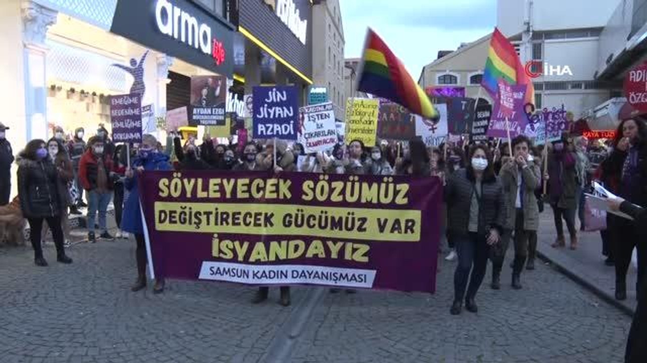 Samsun'da kadınlar kadın cinayetleri ve şiddete tepki için yürüdü