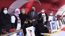 DİYARBAKIR - Evlat nöbeti tutan Diyarbakır annelerine 8 Mart Dünya Kadınlar Günü'nde destek ziyaretleri