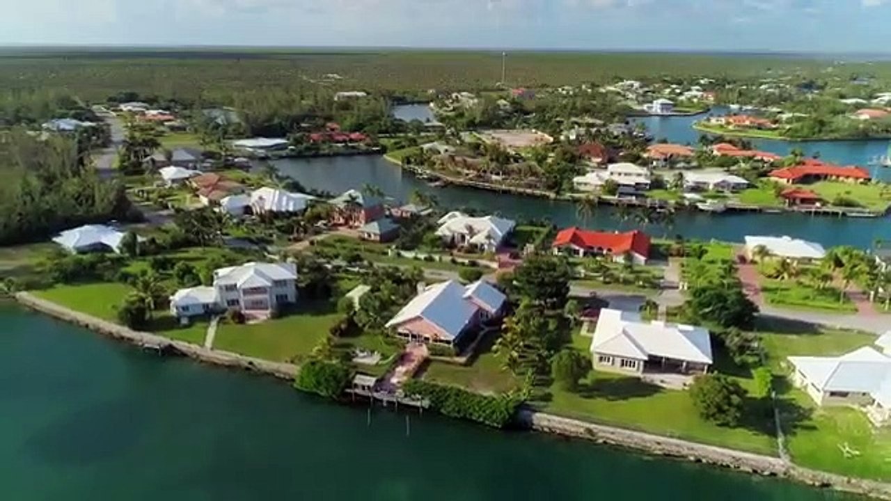 Bahamas Life - Se5 - Ep13 - Out From The Cold HD Watch