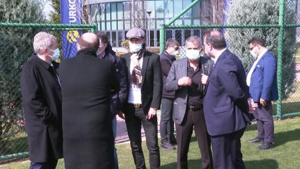 İSTANBUL - TFF ile Turkcell, 8 Mart Dünya Kadınlar Günü nedeniyle gösteri maçı düzenledi