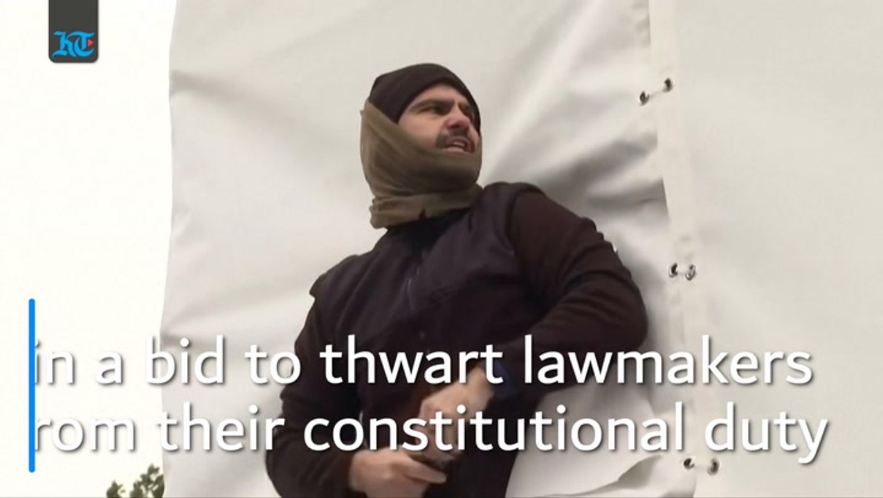 Pro-trump Protesters Storm Us Capitol