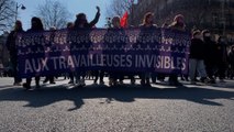 Droit des femmes : à Paris, des milliers de manifestants pour celles «qui sont en première ligne»