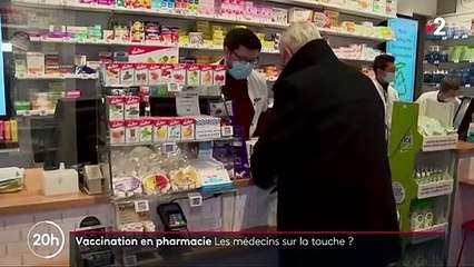 Covid-19 : les pharmaciens pourront vacciner, les médecins interdits de commander des doses cette semaine